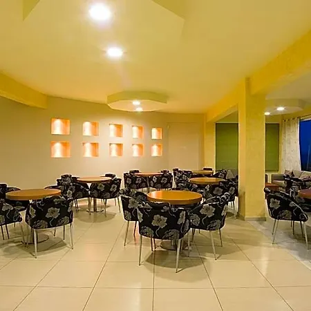 Panorama Hotel 3*